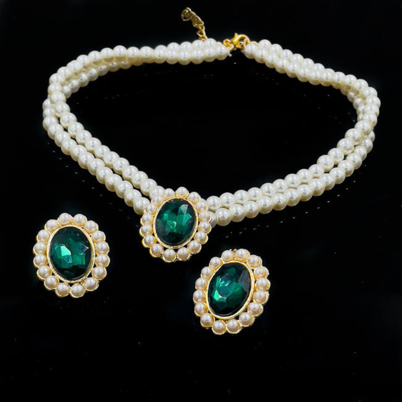 EP-08 Pearl Oval Choker Set