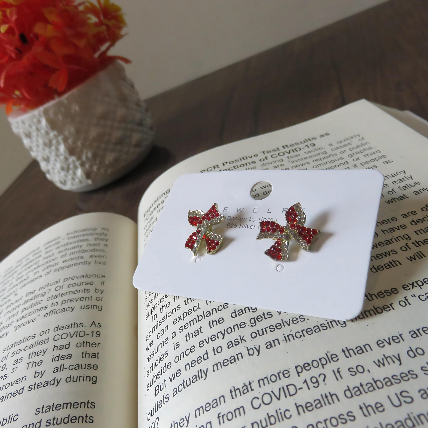 E-10 Crimson Bow Studs